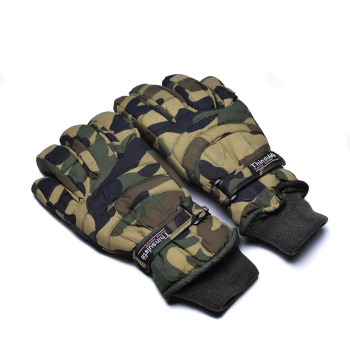 Thinsulate-Winterhandschuhe in Woodland-Flecktarn-Oliv-Camouflage mit elastischen Bündchen und verstellbaren Trägern für Wärme und Komfort