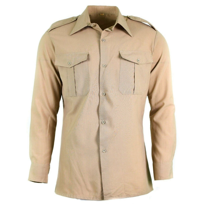 Camicia beige autentica da fatica dell'esercito francese con tasche sul petto e spalline, resistente design militare in polilana, nuova condizione.