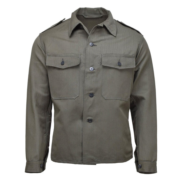 Giacca da campo vintage austriaca M59 in verde oliva, abbottonatura frontale con tasche e polsini regolabili, giacca da camicia in stile militare della Seconda Guerra Mondiale.