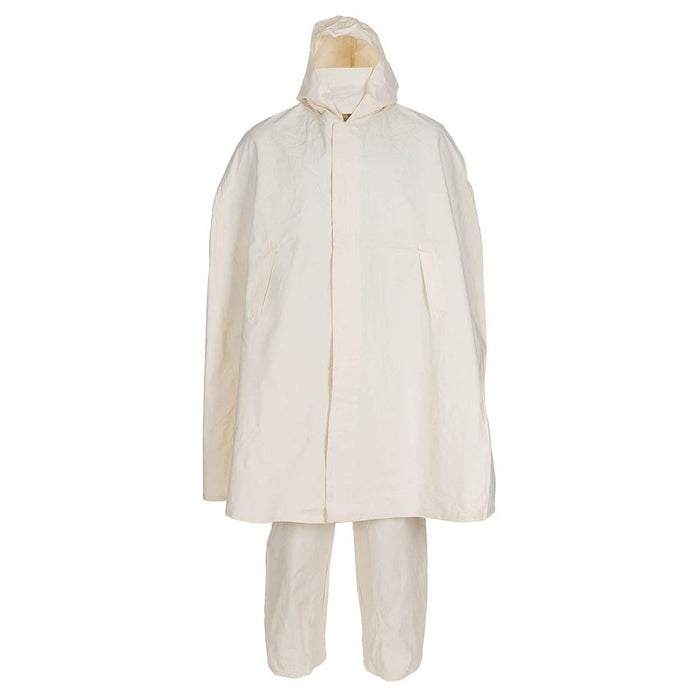 Original China-Militär-Poncho und Hose mit Kapuze in weißem Schneetarn für Schutz vor kaltem Winterwetter.