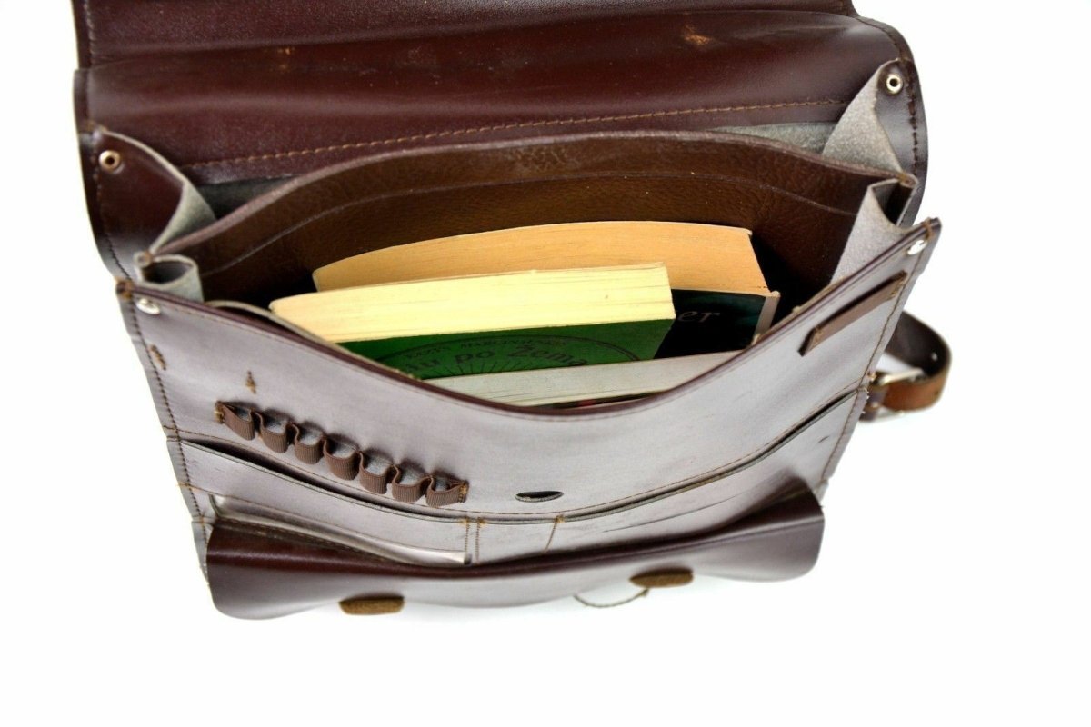 Mappa delle spalle militari ceche originali Case Documento Case Brown