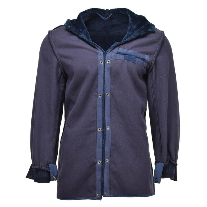 Original niederländischer Armee-Parka mit Kapuze, Militärausführung, entworfen für Wärme und Haltbarkeit bei kaltem Wetter.