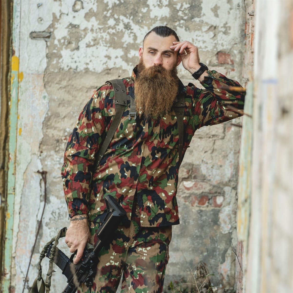 Giacca dell'esercito svizzero originale M83 Field da combattimento alpenflage camicia camo zippato