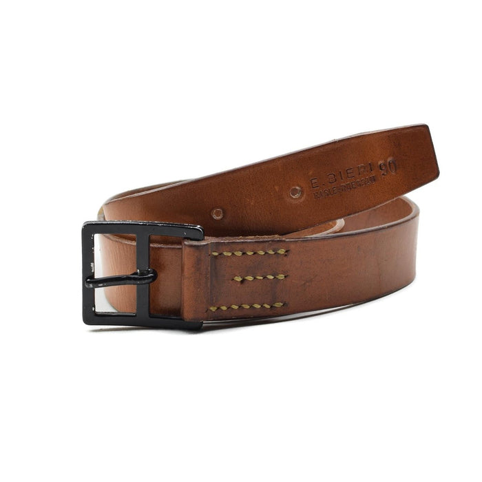 Originaler Vintage-Gürtel aus echtem braunem Leder der Schweizer Armee mit schwarzer Metallschnalle und klassischen Nähten