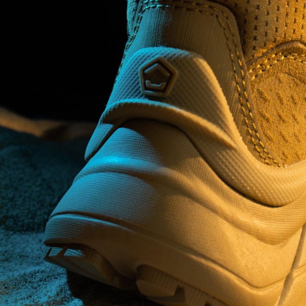 Pentagon Horizon Desert Trekking 6 Bottes légères et respirantes en daim Coyote