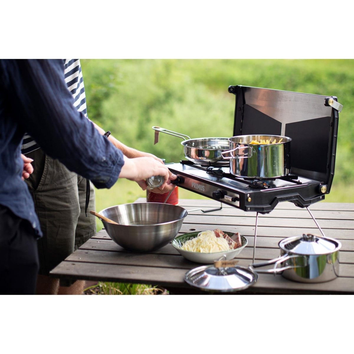 Ensemble de cuisine Primus CampFire en acier inoxydable tout-en-un pour la randonnée et le camping