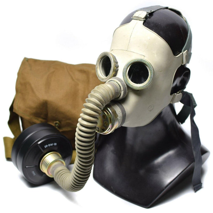 Maschera antigas PDF-7 sovietica russa per bambini con filtro e tubo NATO, progettata per la protezione contro le minacce aeree.