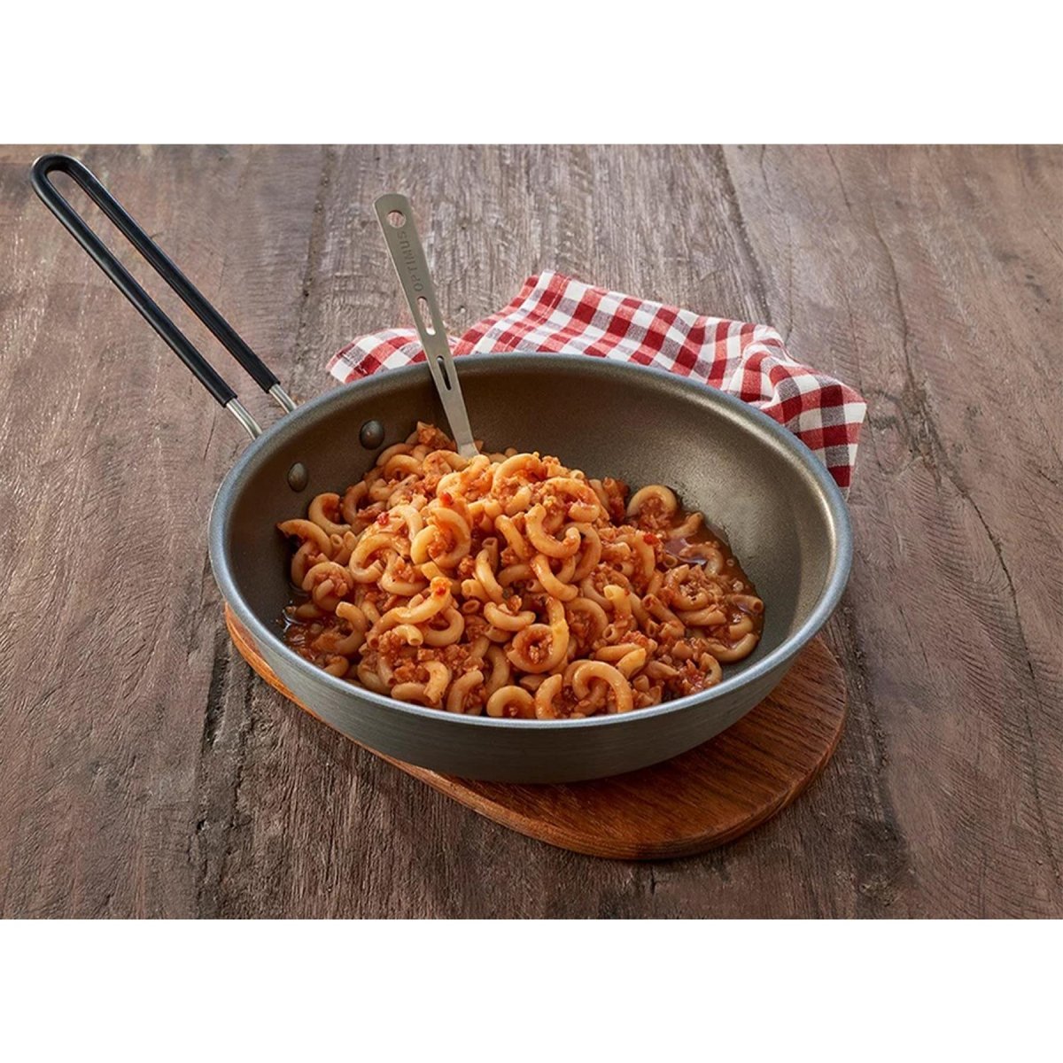 Trek'N Eat Vegetarian meal Bolognese Noodles Camping outdoor survival food